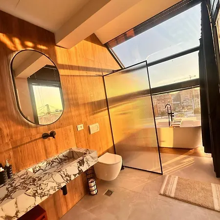 Centre Penthouse شقة تيرانا