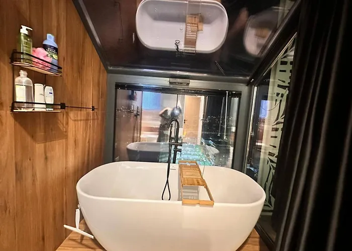 Centre Penthouse *