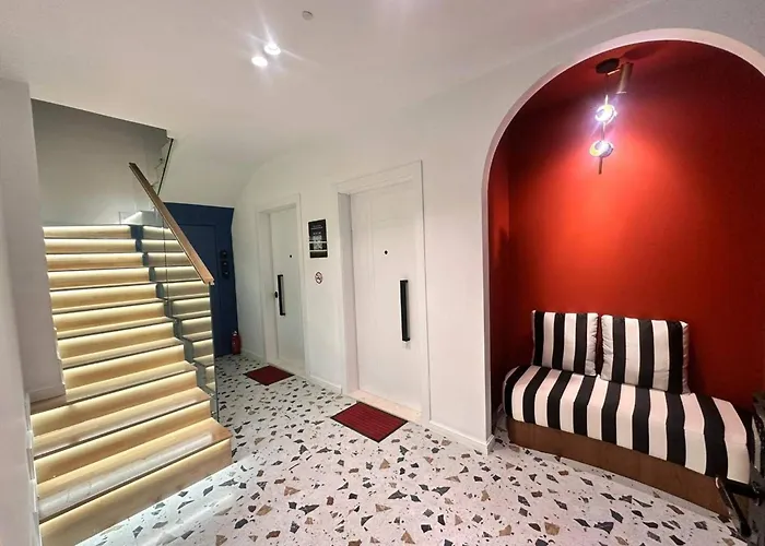 Centre Penthouse Тирана