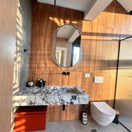 Centre Penthouse Tirana